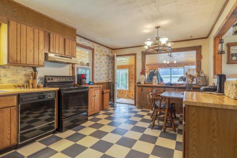 927 Pleasant Street Blue Hill ME 04614