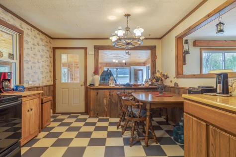 927 Pleasant Street Blue Hill ME 04614