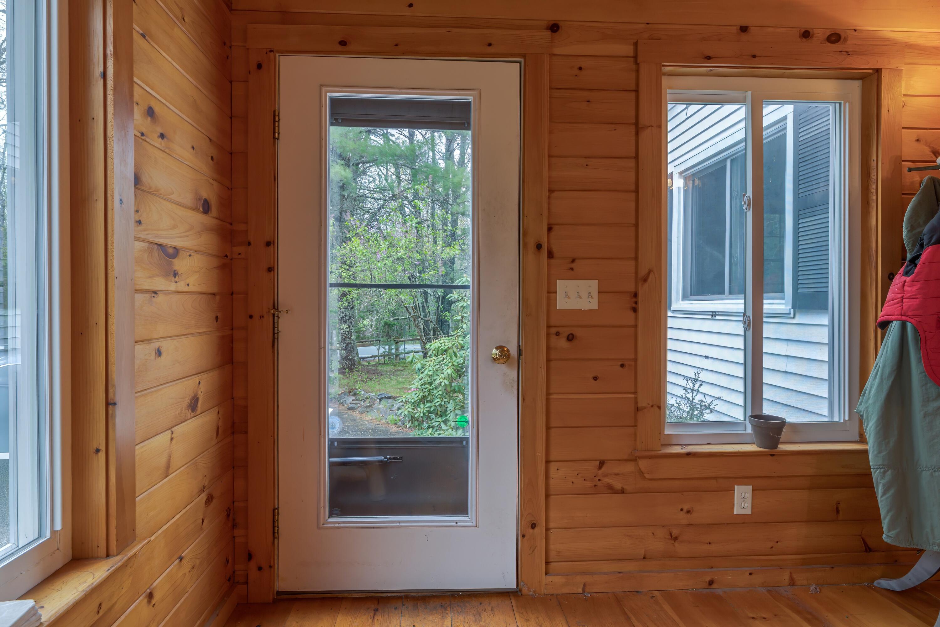 927 Pleasant Street Blue Hill ME 04614