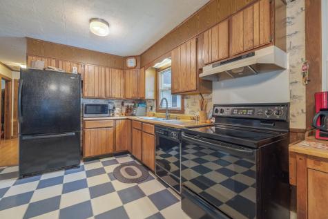 927 Pleasant Street Blue Hill ME 04614