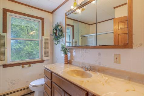 927 Pleasant Street Blue Hill ME 04614