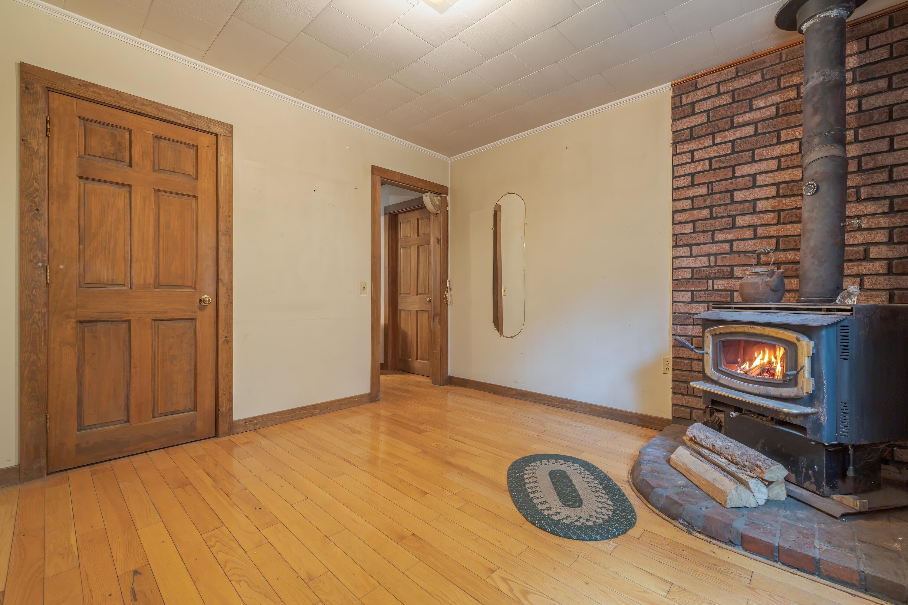 927 Pleasant Street Blue Hill ME 04614