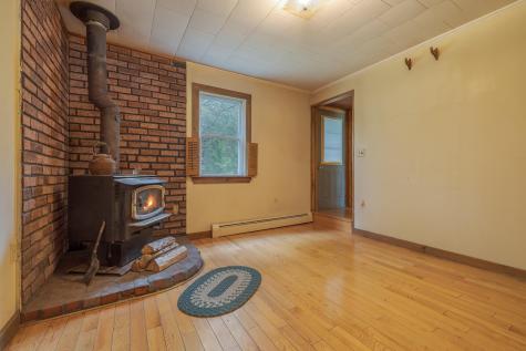 927 Pleasant Street Blue Hill ME 04614