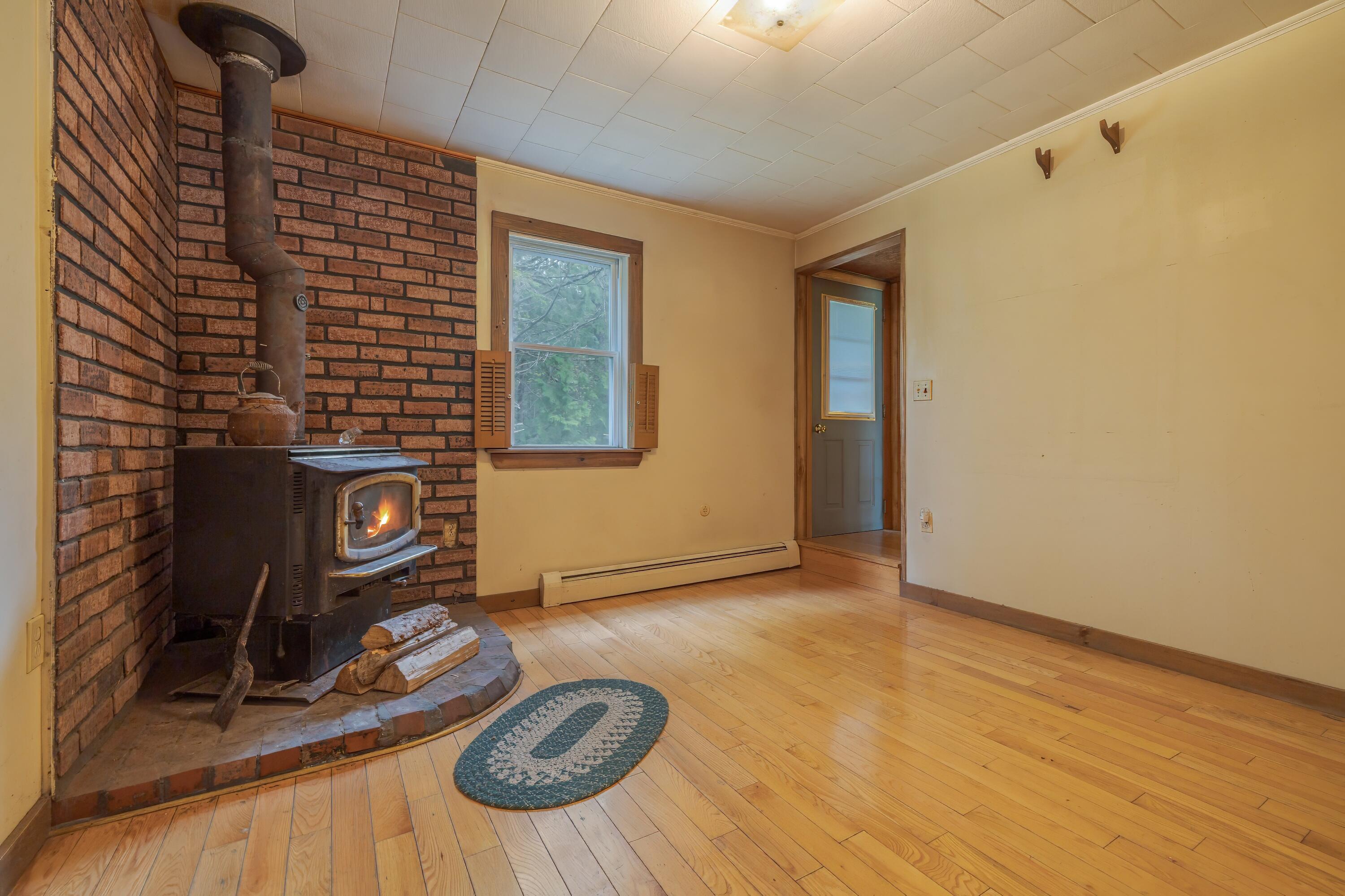 927 Pleasant Street Blue Hill ME 04614