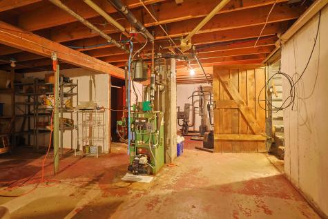 927 Pleasant Street Blue Hill ME 04614