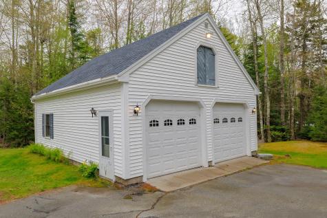 927 Pleasant Street Blue Hill ME 04614