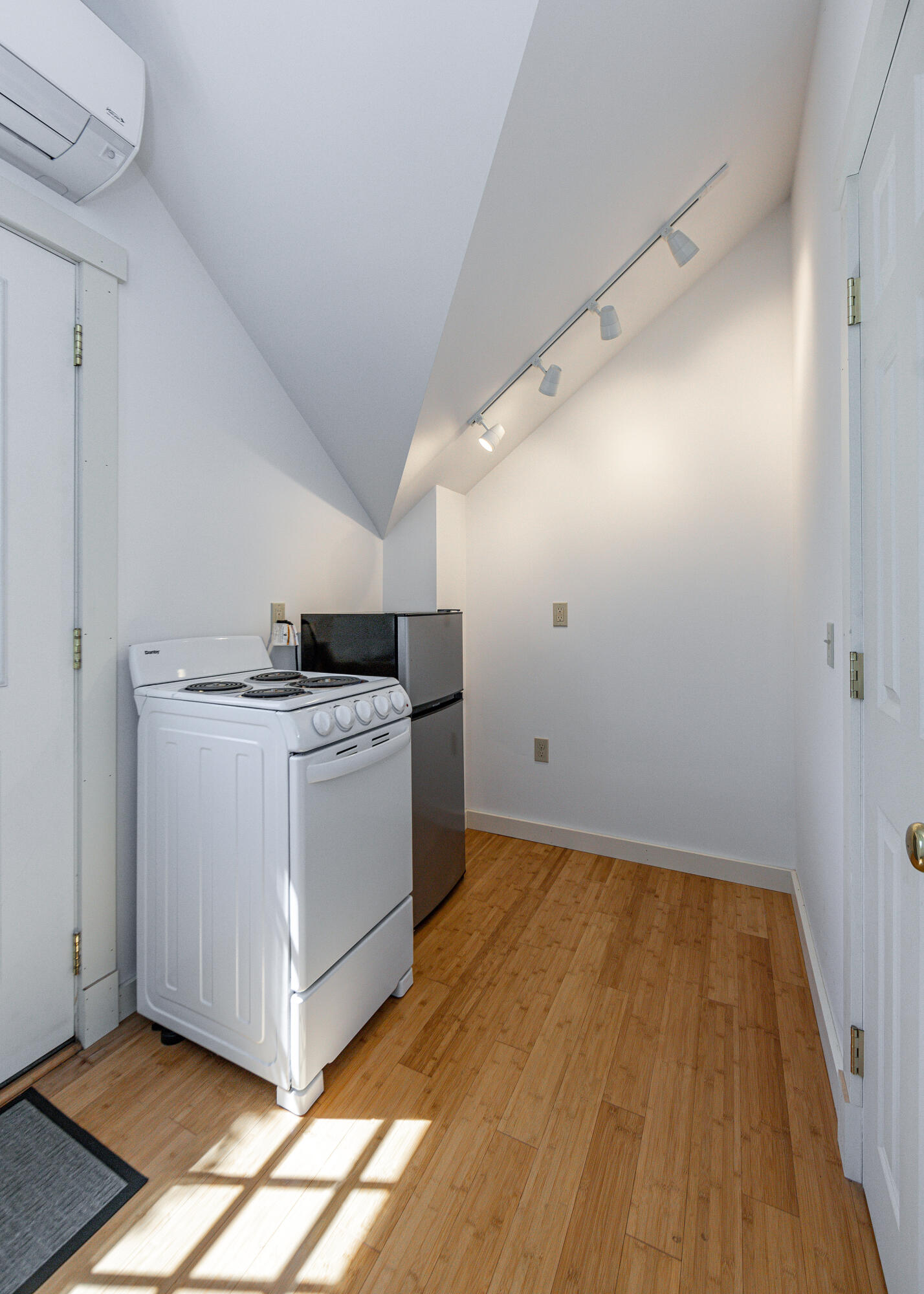 15 Newton Way Bar Harbor ME 04609