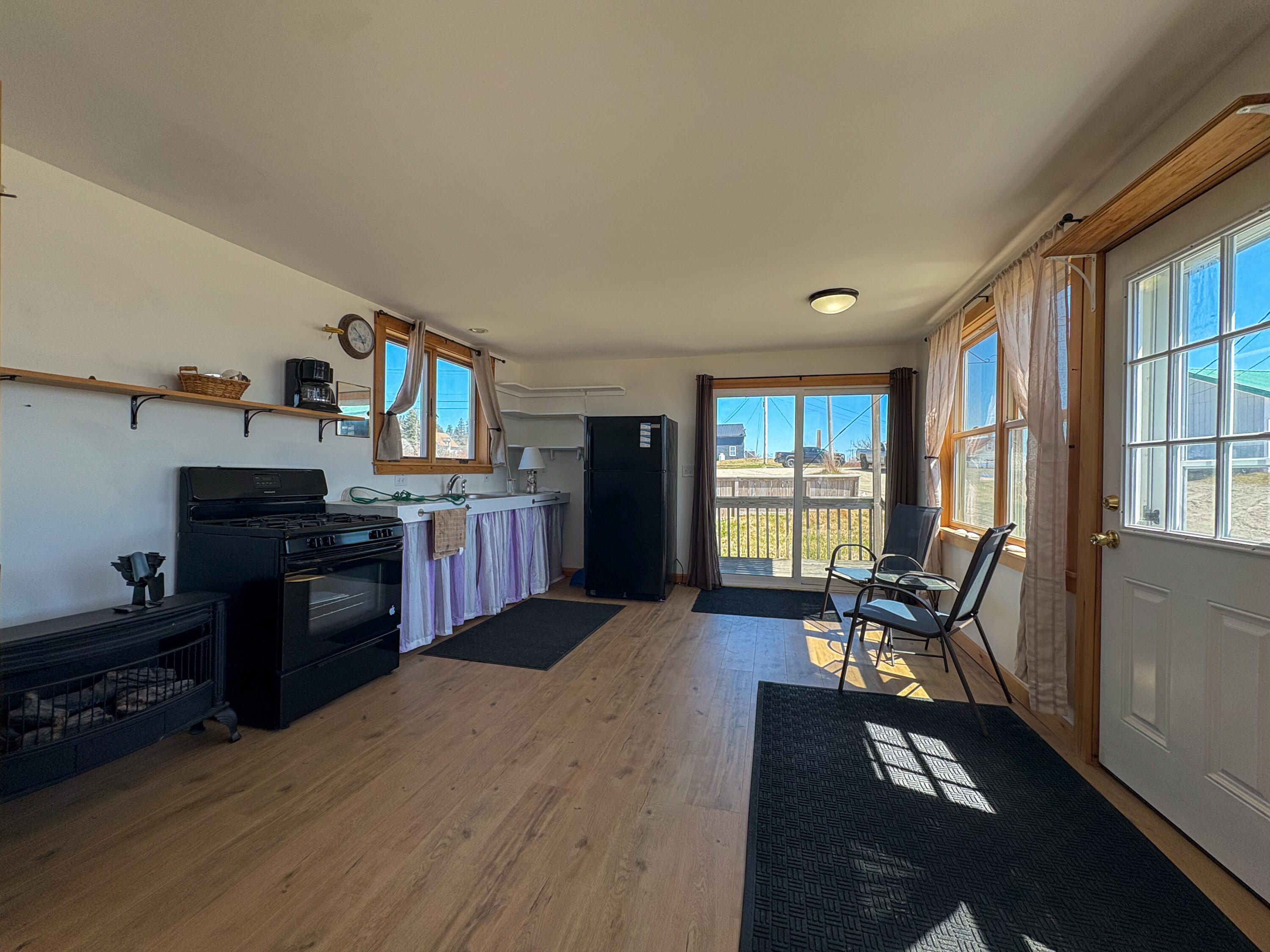 10 Wharf Street Jonesport ME 04649