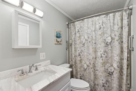 65 Summer Street Yarmouth ME 04096