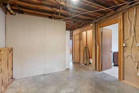 65 Summer Street Yarmouth ME 04096