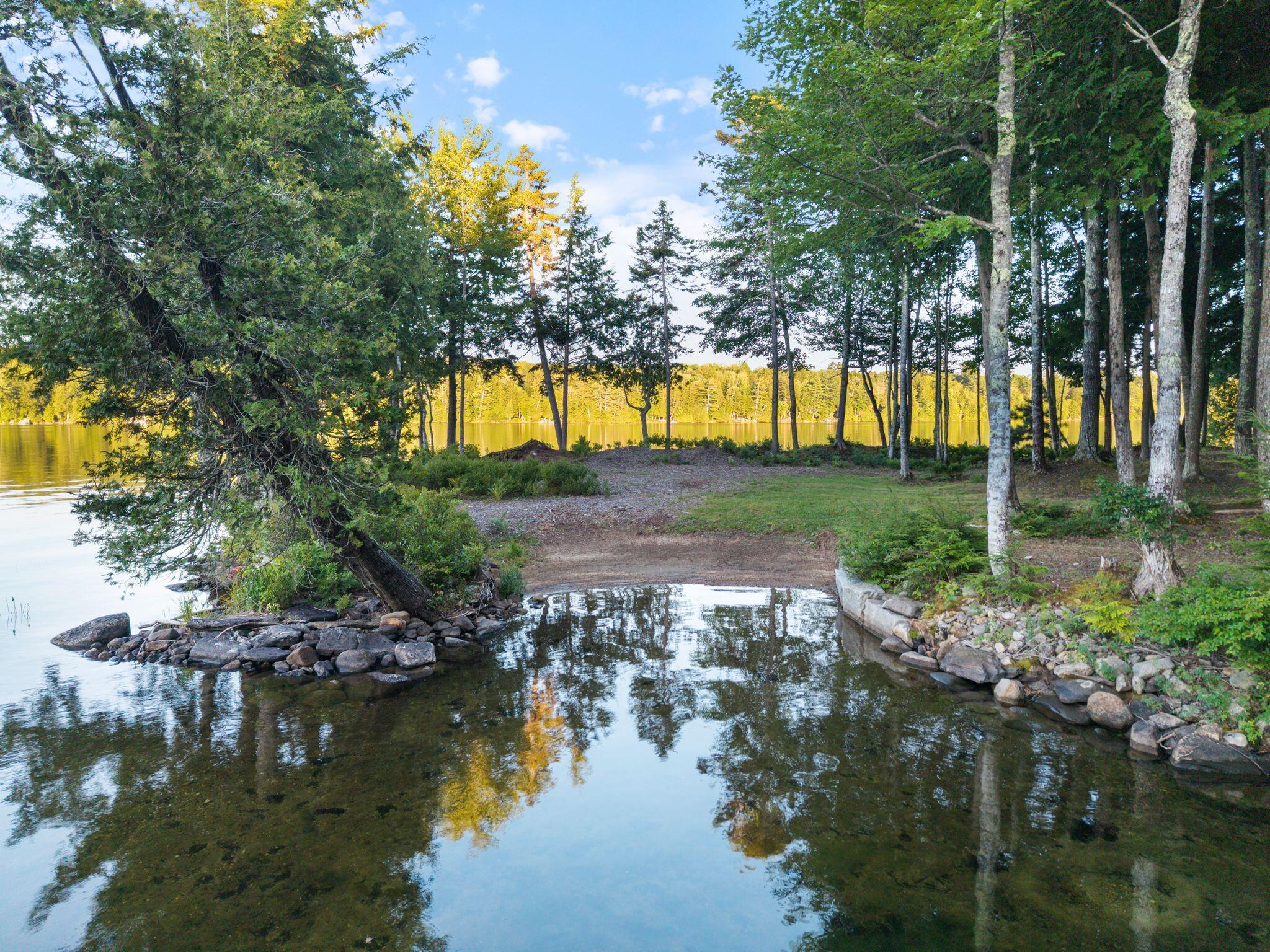 480 Point Drive Mount Vernon ME 04352