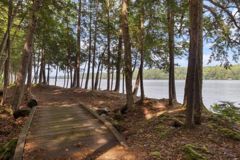 480 Point Drive Mount Vernon ME 04352