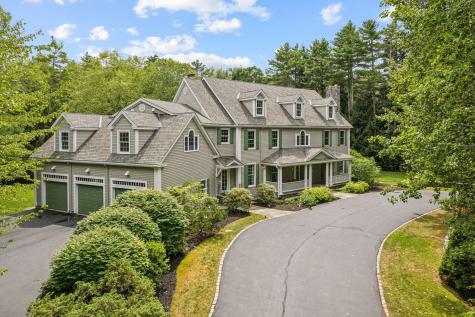 13 Streamwood Lane Falmouth ME 04105