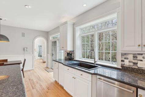 13 Streamwood Lane Falmouth ME 04105