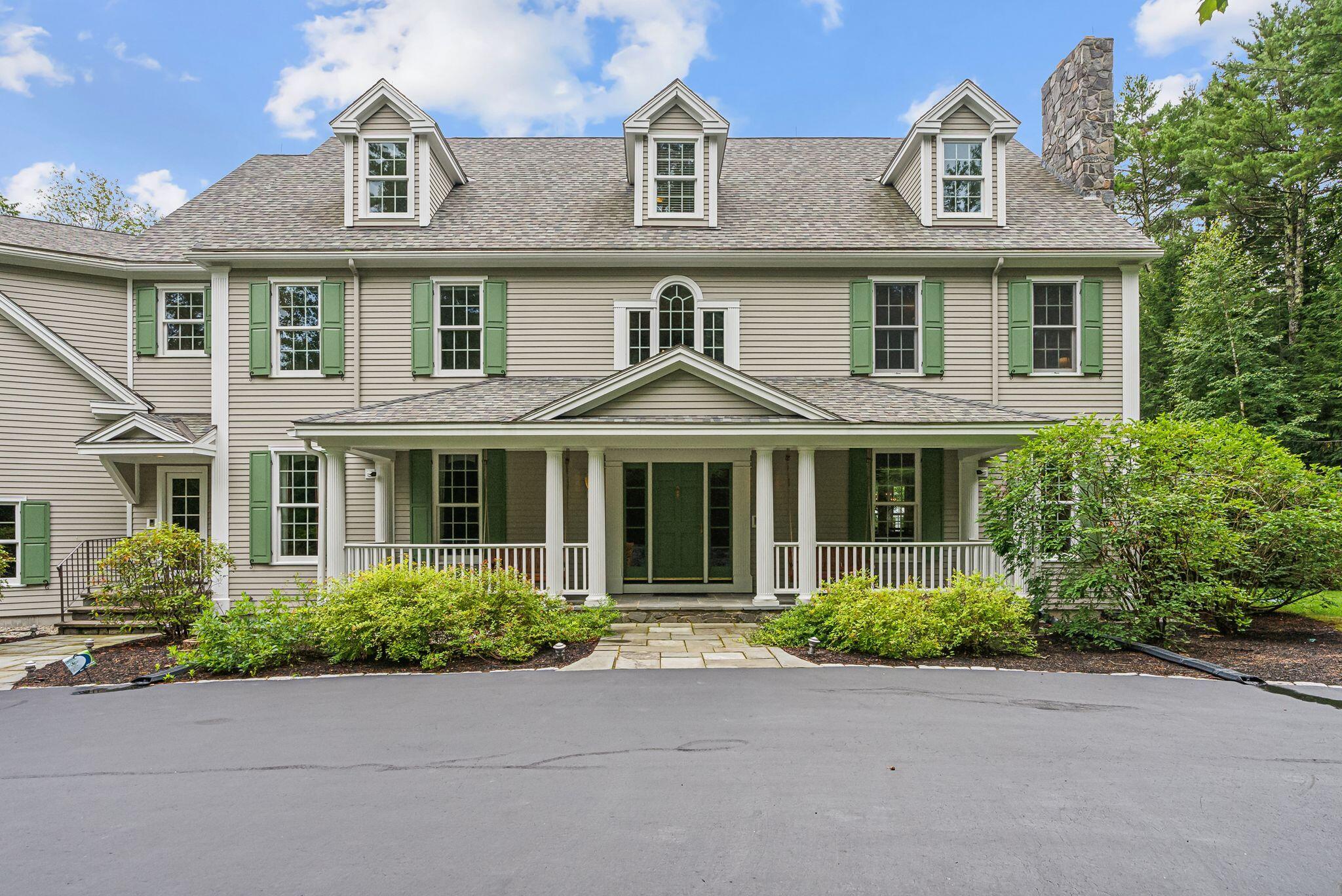 13 Streamwood Lane Falmouth ME 04105