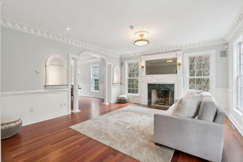 13 Streamwood Lane Falmouth ME 04105