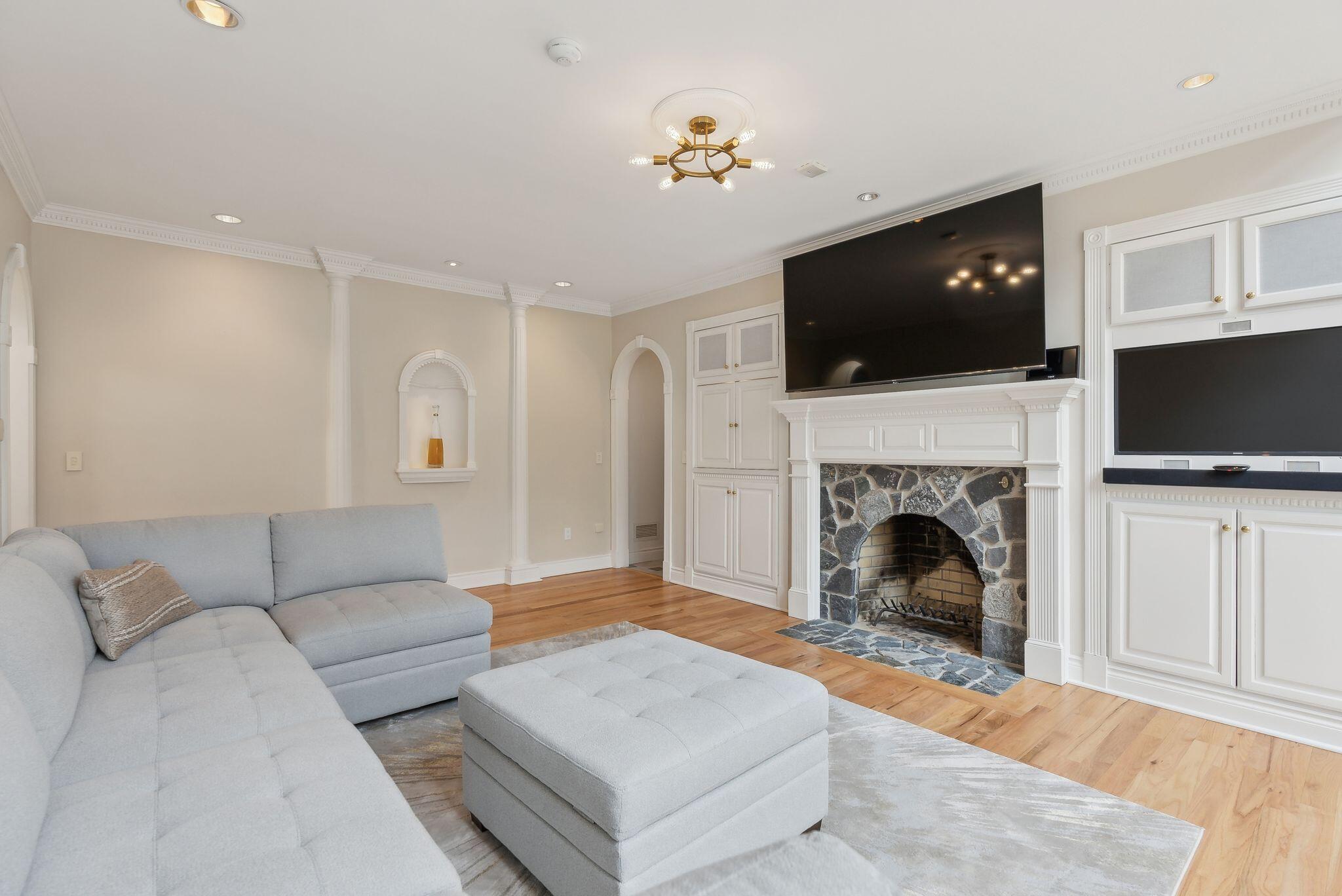 13 Streamwood Lane Falmouth ME 04105