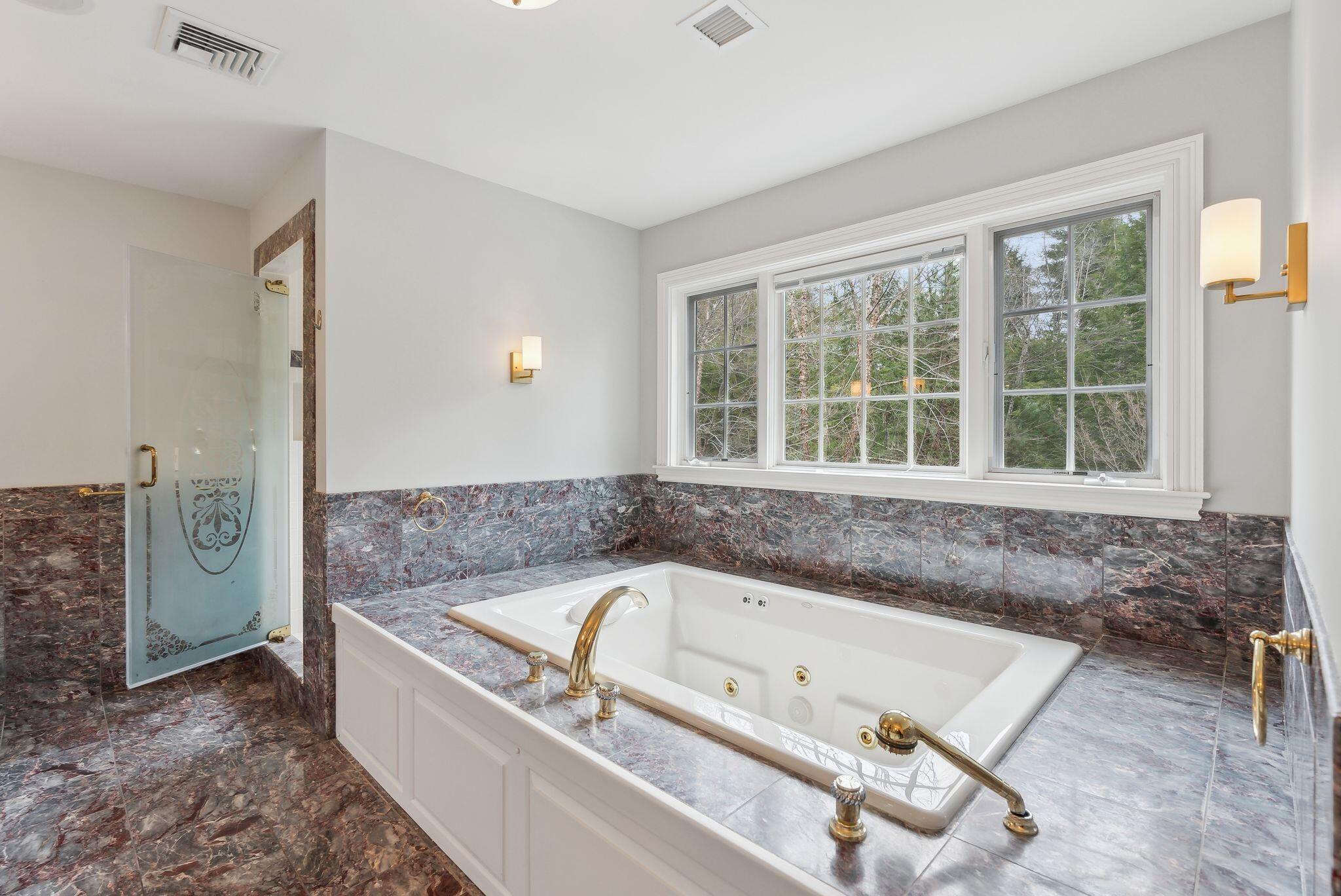 13 Streamwood Lane Falmouth ME 04105