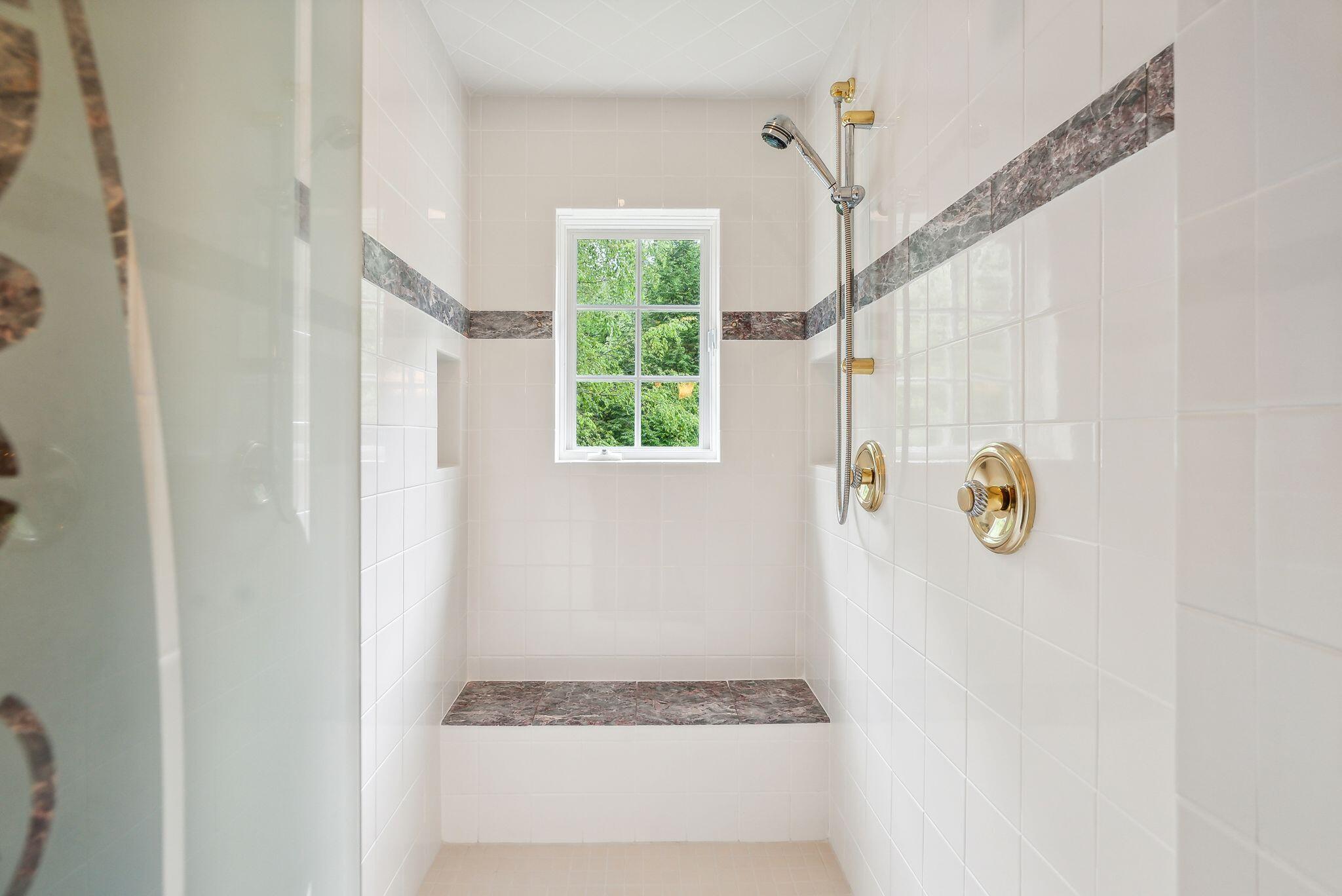 13 Streamwood Lane Falmouth ME 04105