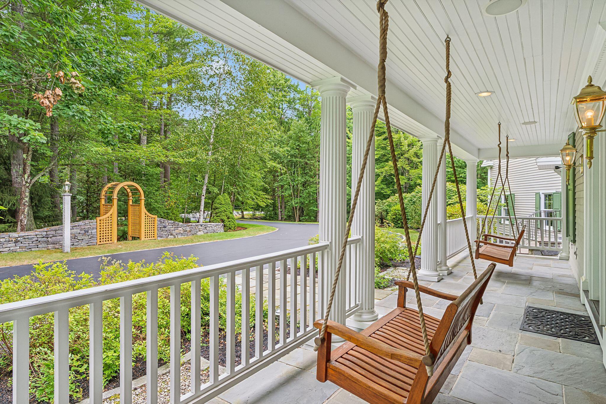 13 Streamwood Lane Falmouth ME 04105