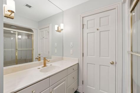 13 Streamwood Lane Falmouth ME 04105