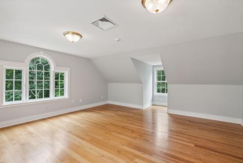 13 Streamwood Lane Falmouth ME 04105