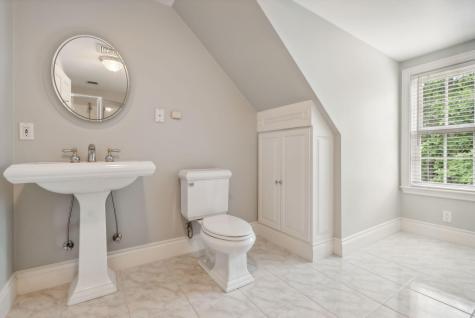 13 Streamwood Lane Falmouth ME 04105