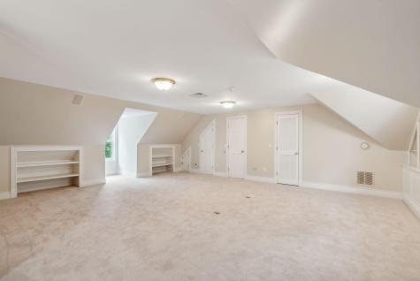 13 Streamwood Lane Falmouth ME 04105