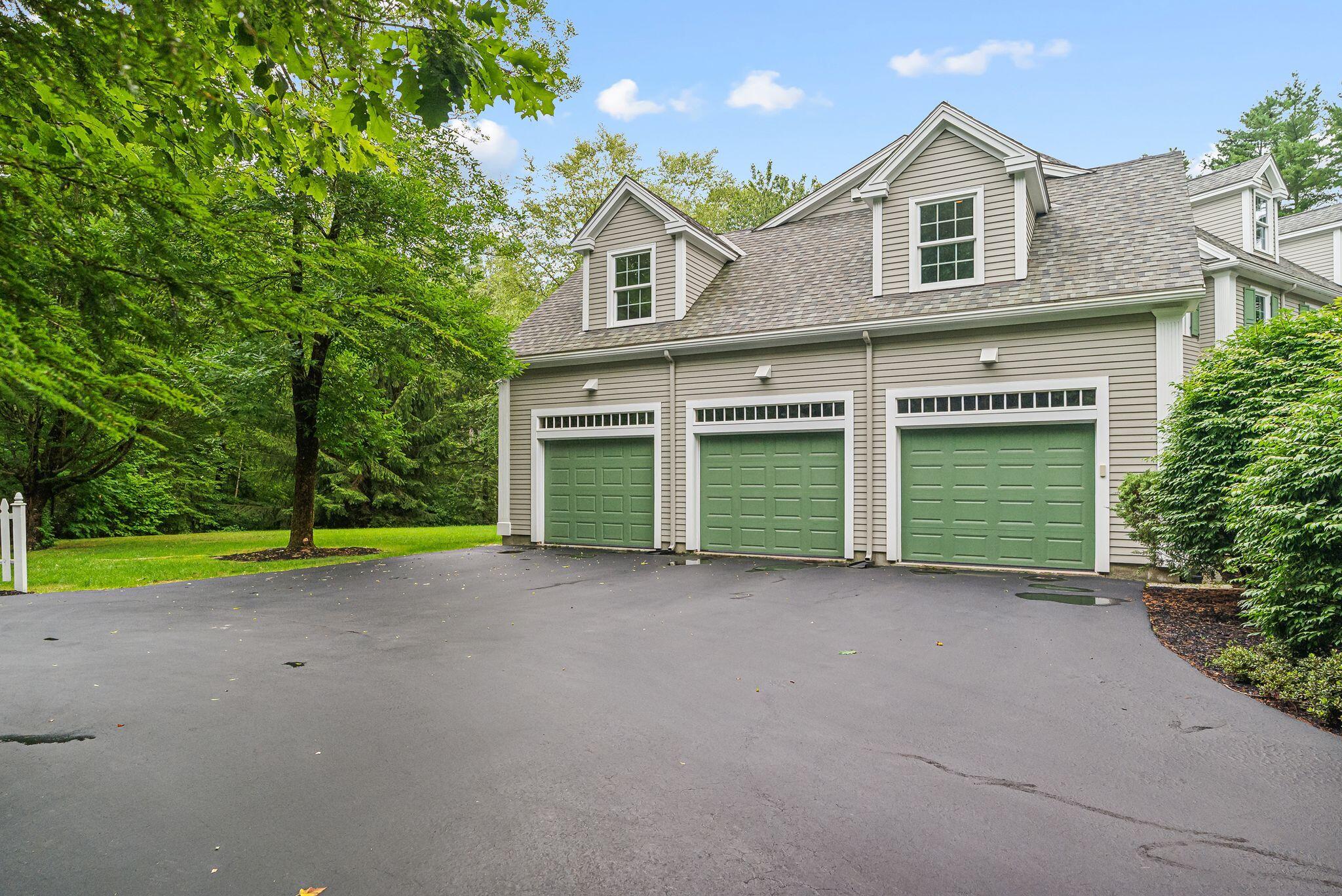 13 Streamwood Lane Falmouth ME 04105