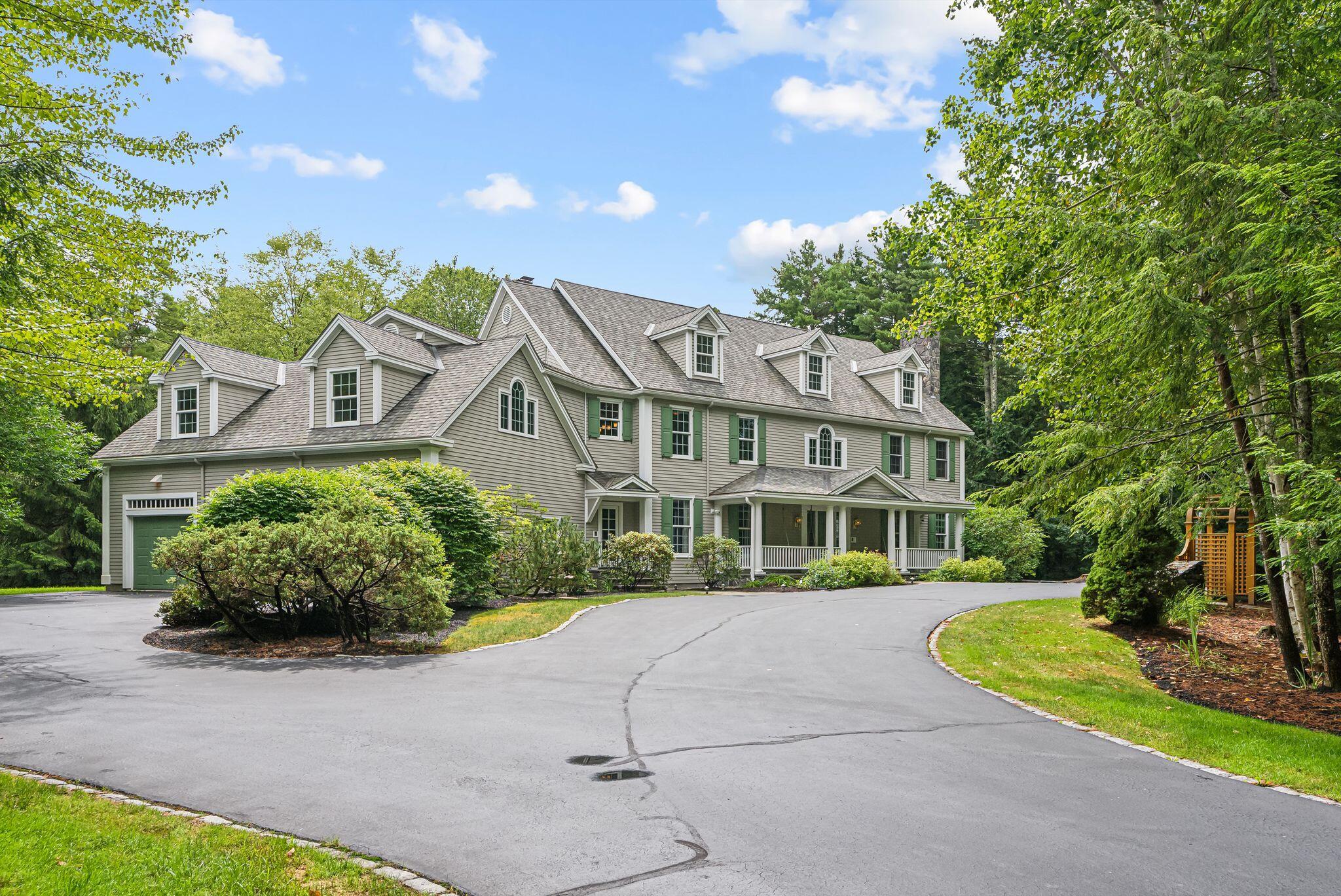 13 Streamwood Lane Falmouth ME 04105