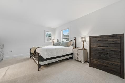 14 Briarcliff Knoll Auburn ME 04210