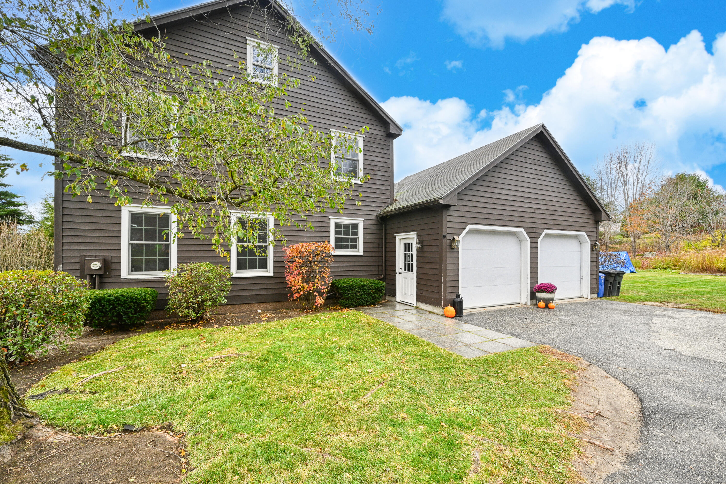 14 Briarcliff Knoll Auburn ME 04210