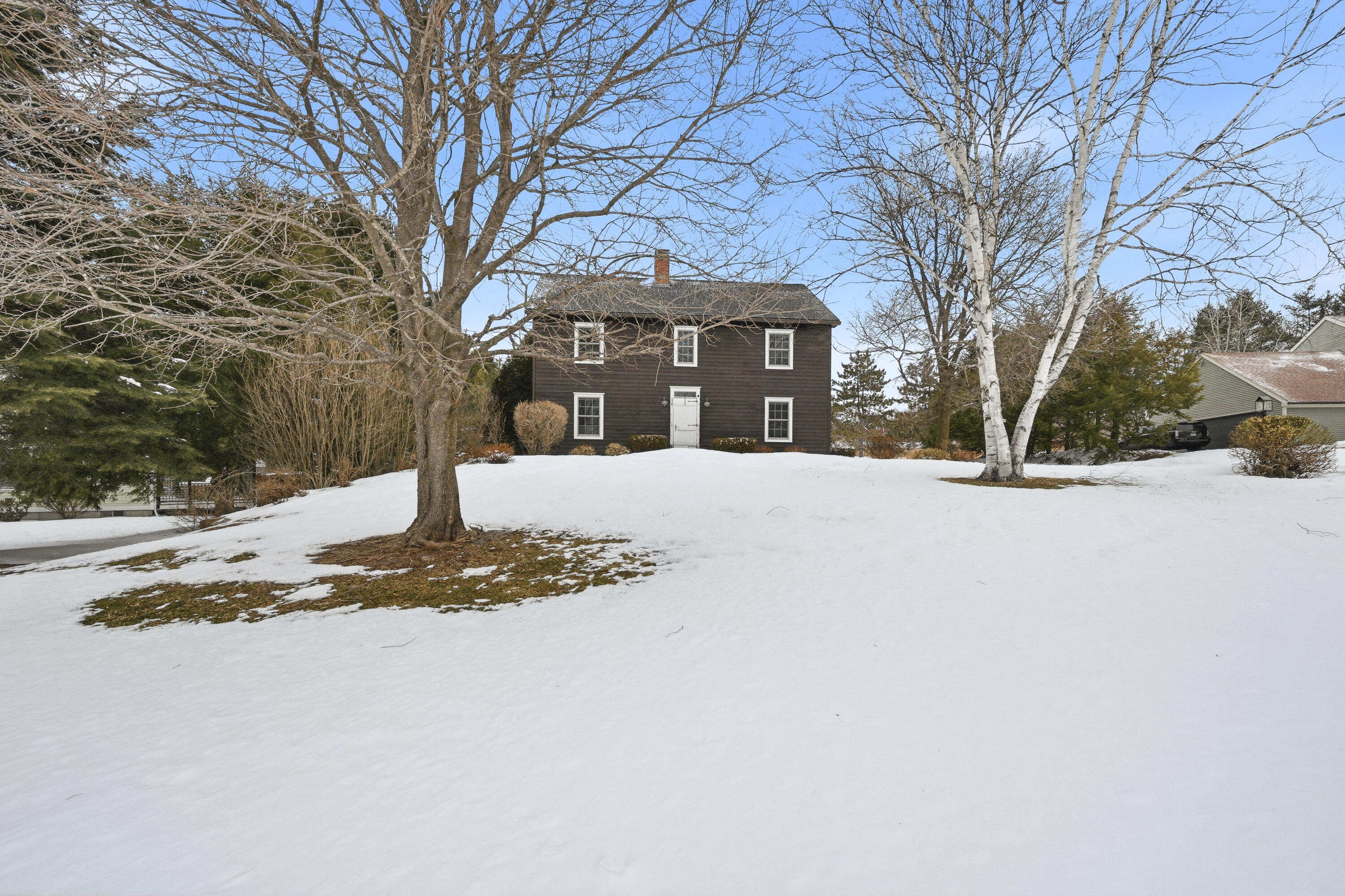 14 Briarcliff Knoll Auburn ME 04210