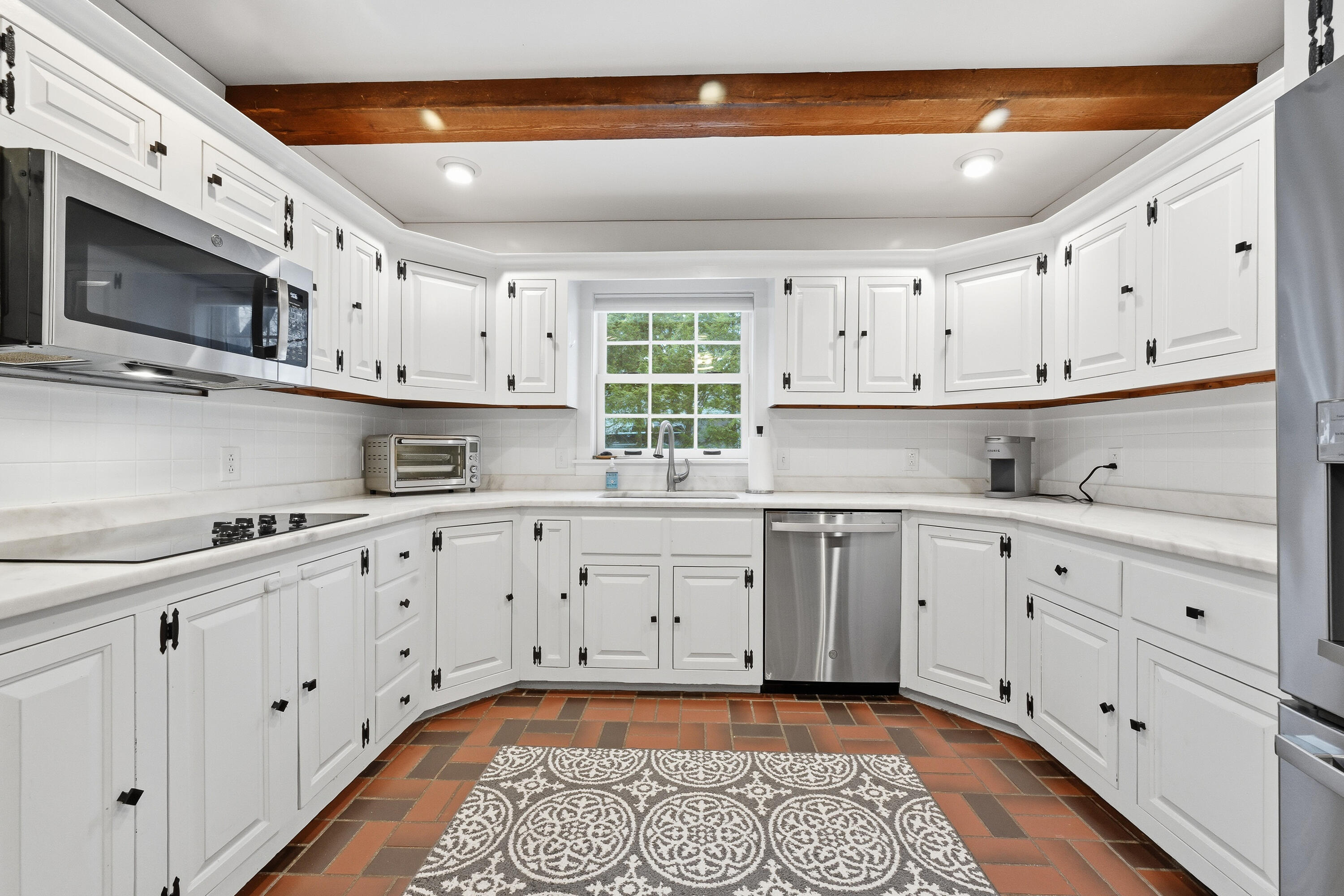 14 Briarcliff Knoll Auburn ME 04210