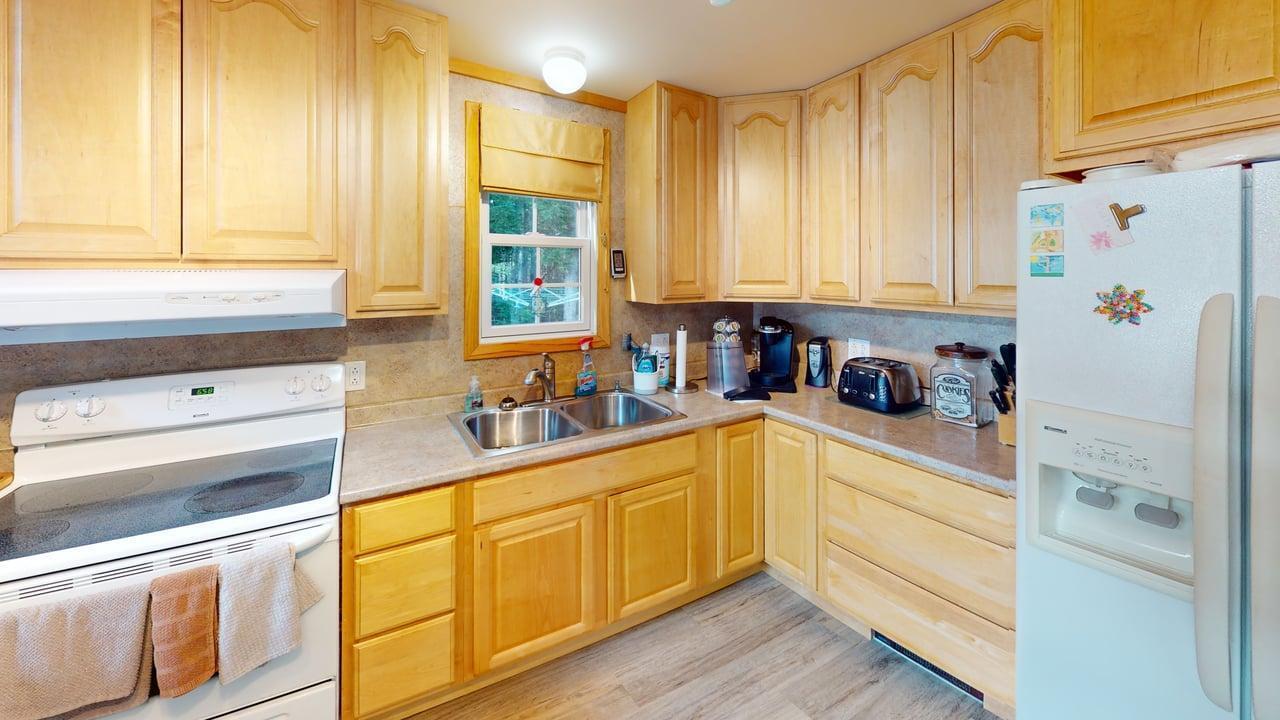 31 Birch Heights Orland ME 04472