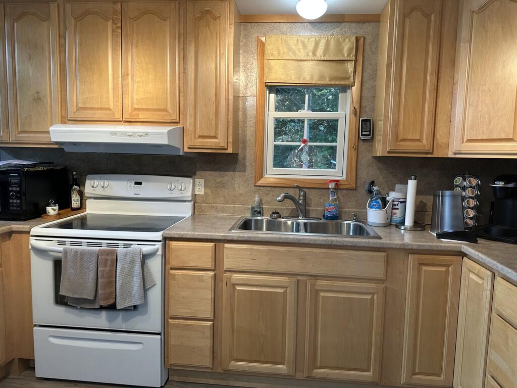 31 Birch Heights Orland ME 04472