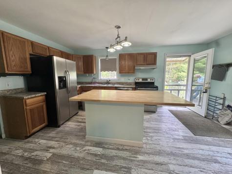 1242 Canaan Road Skowhegan ME 04976