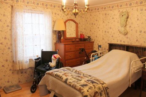 74 Dow Avenue Lewiston ME 04240