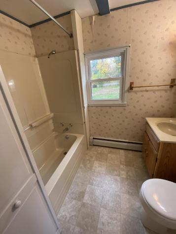 38 Rose Terrace Auburn ME 04210