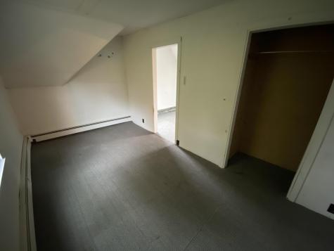 38 Rose Terrace Auburn ME 04210