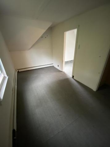 38 Rose Terrace Auburn ME 04210