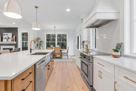 33 Rose Drive Cumberland ME 04021