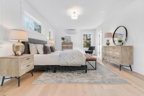 33 Rose Drive Cumberland ME 04021