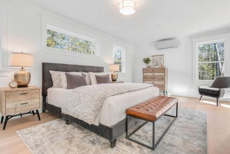 33 Rose Drive Cumberland ME 04021