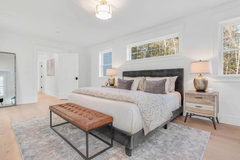 33 Rose Drive Cumberland ME 04021