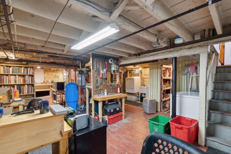 98 Lake Street Auburn ME 04210