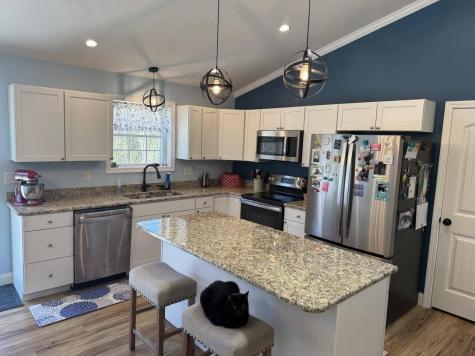 35 Magnolia Hill Road Bangor ME 04401