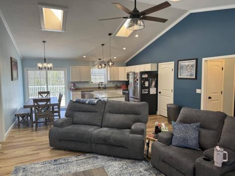 35 Magnolia Hill Road Bangor ME 04401