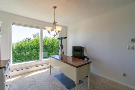 7 Everett Avenue Owls Head ME 04854