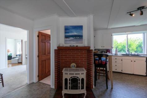 7 Everett Avenue Owls Head ME 04854